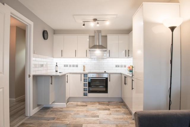Finchley Contemporary 2 Bed Apartment + Parking Hendon Eksteriør bilde